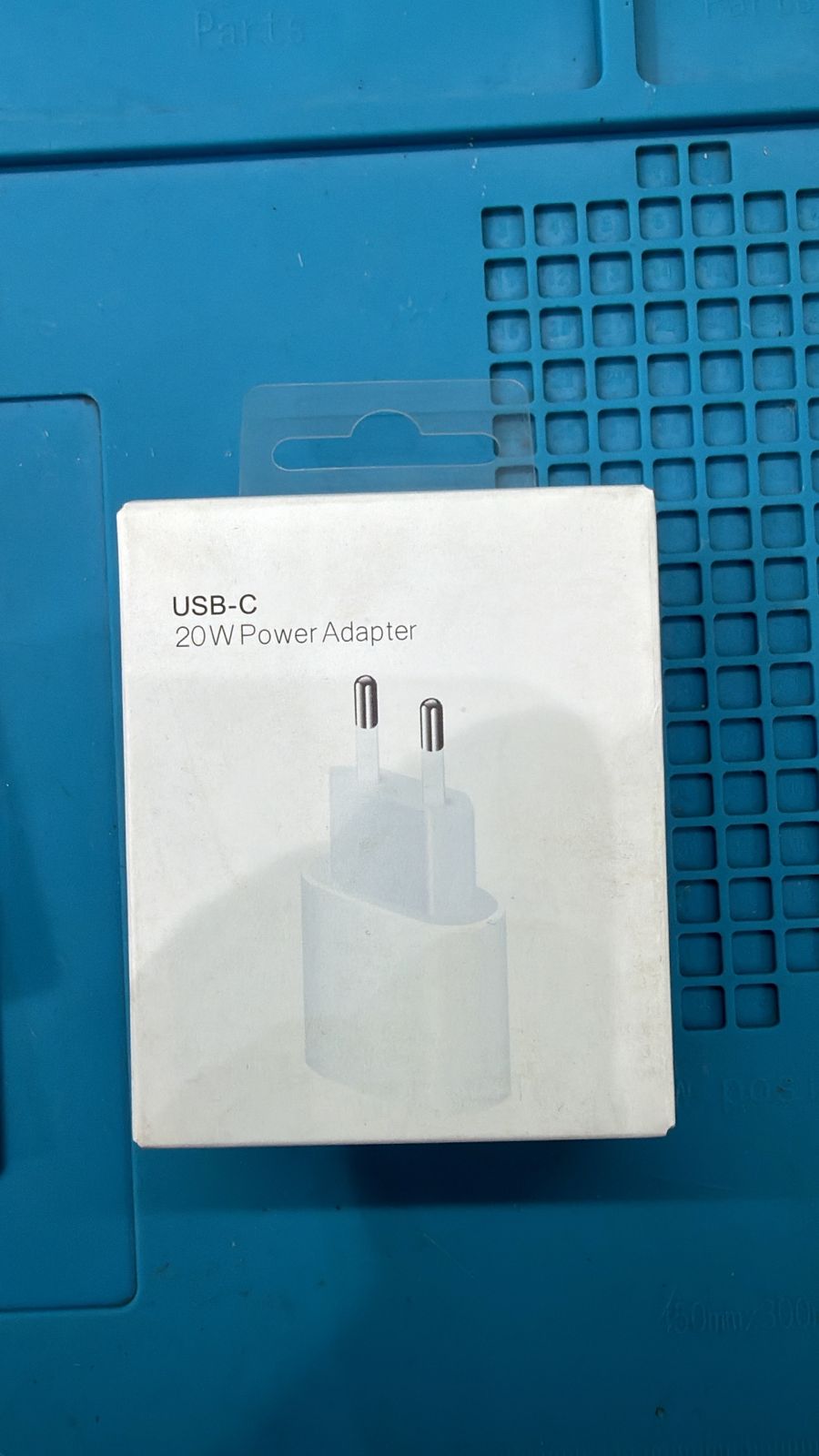 سماعة سلكية (Wired Earphones)